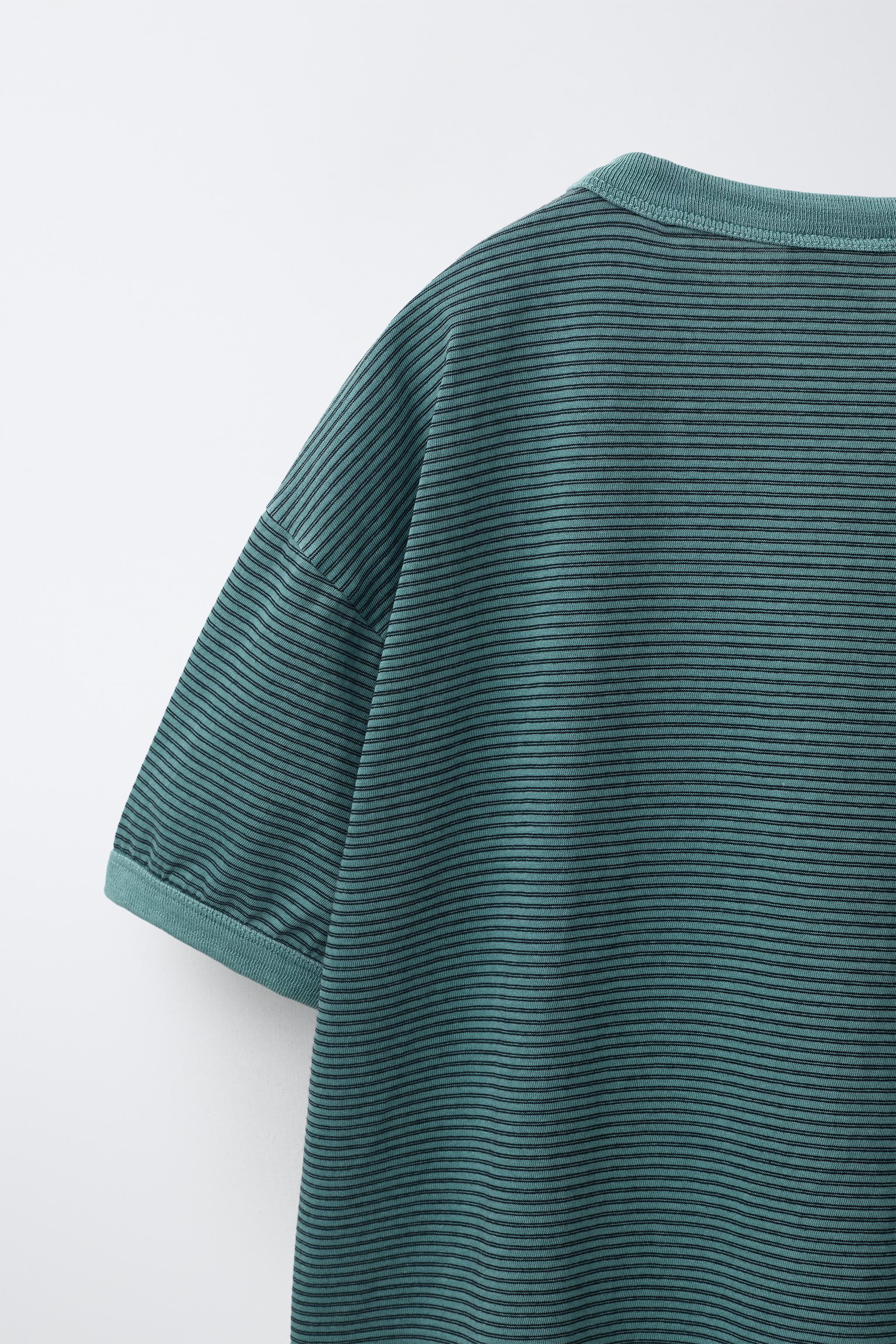 T-SHIRT À RAYURES